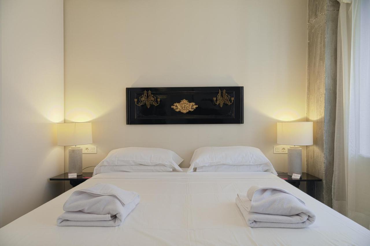 Six Apartments By Caleta Homes Málaga Kültér fotó